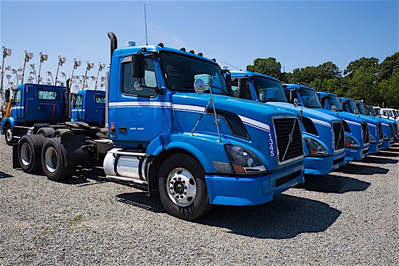 Used Semi Truck Tractors For Sale